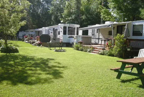 Photo showing Trailer Park on the Bay