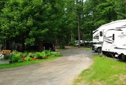 Camping Du Domaine De L'ange Gardien