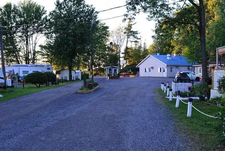 Photo showing Camping A La Claire Fontaine